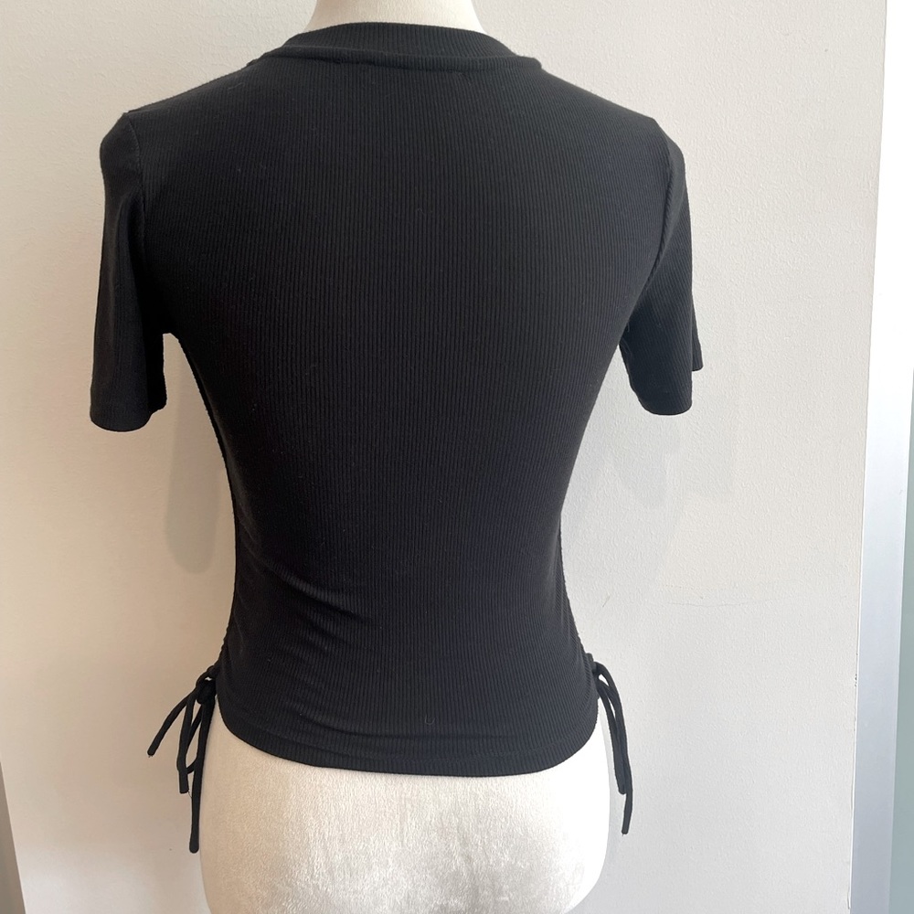 Zara Ruched Top - Picture 3 of 4